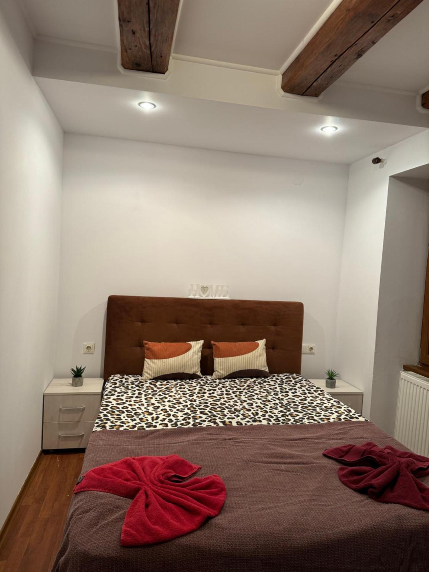 Casa Cu Balcon Apartment Brasov Exterior photo
