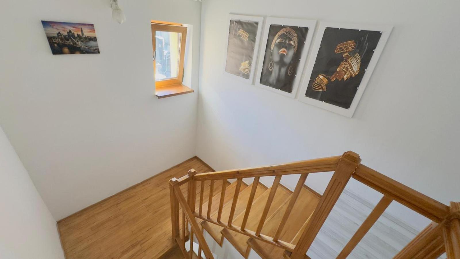 Casa Cu Balcon Apartment Brasov Exterior photo